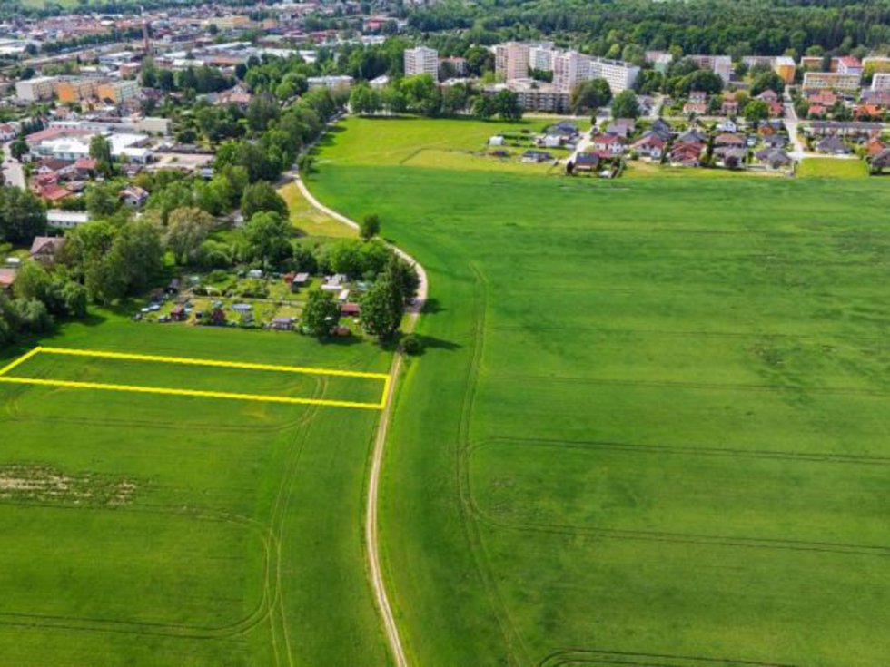 Podíl o velikosti 1/2 na pozemku v Týništi nad Orl