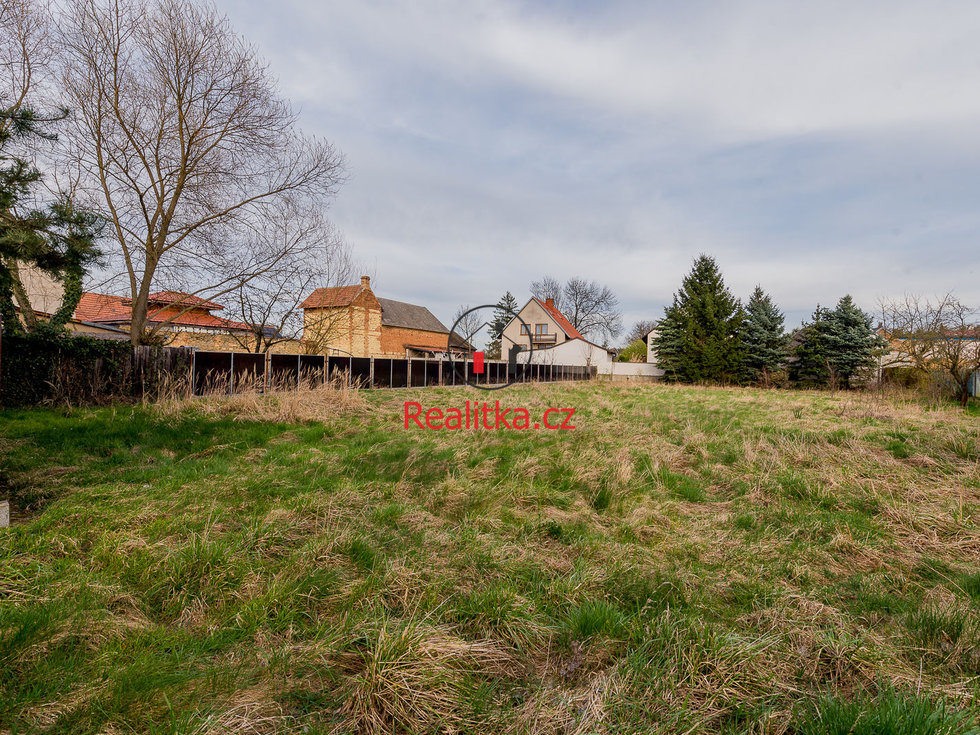 Prodej stavební parcely 1430 m², Bechlín