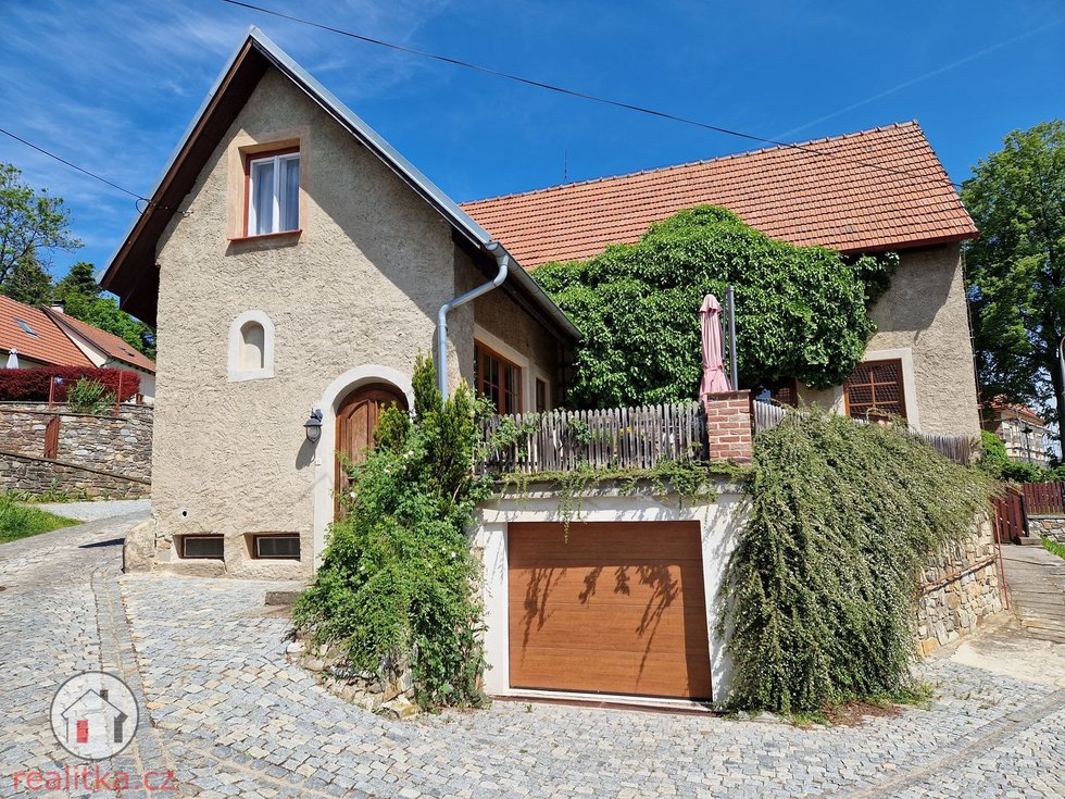 Pronájem rodinného domu 200 m², Český Krumlov