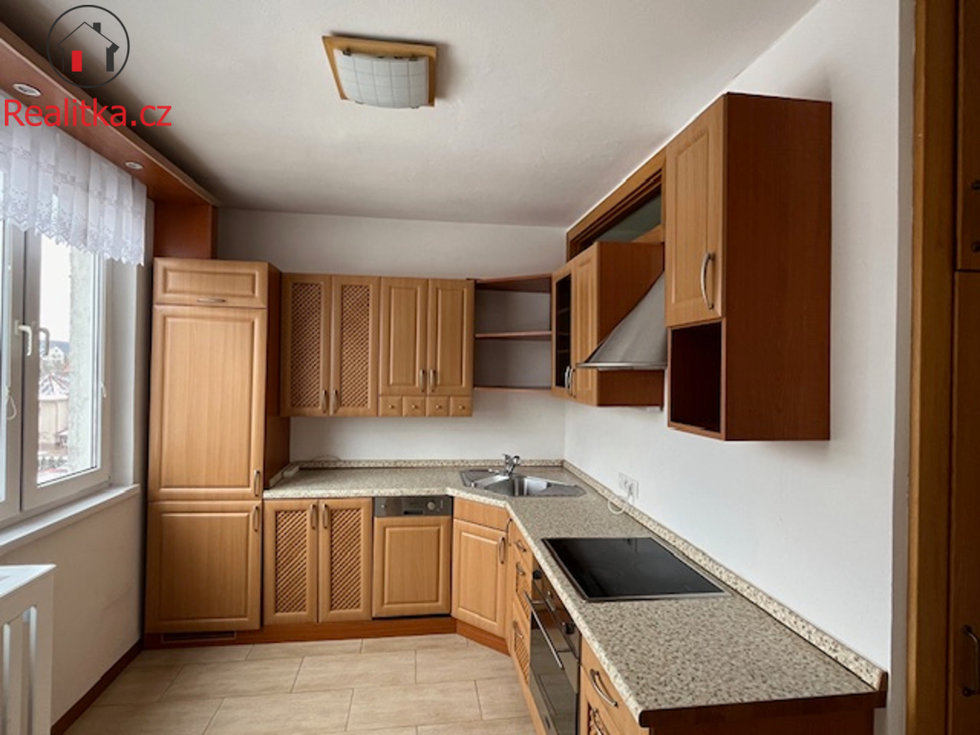 Pronájem bytu 3+1 73 m², Dvůr Králové nad Labem