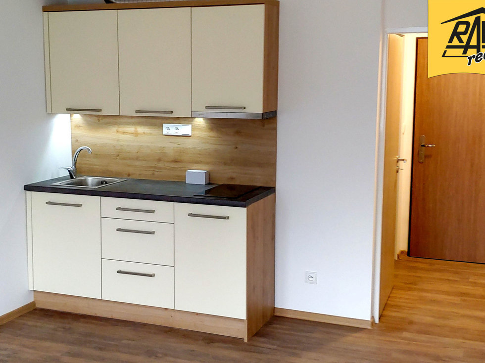 Pronájem bytu 1+kk, garsoniery 26 m², Trutnov