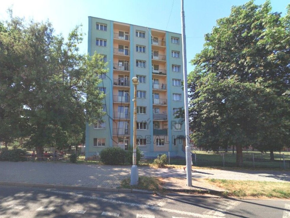 Pronájem bytu 2+1 39 m², Bílina