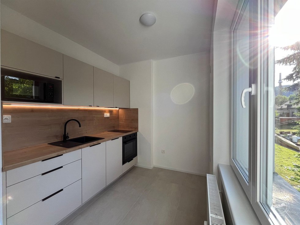 Pronájem bytu 2+kk 51 m², Vrané nad Vltavou