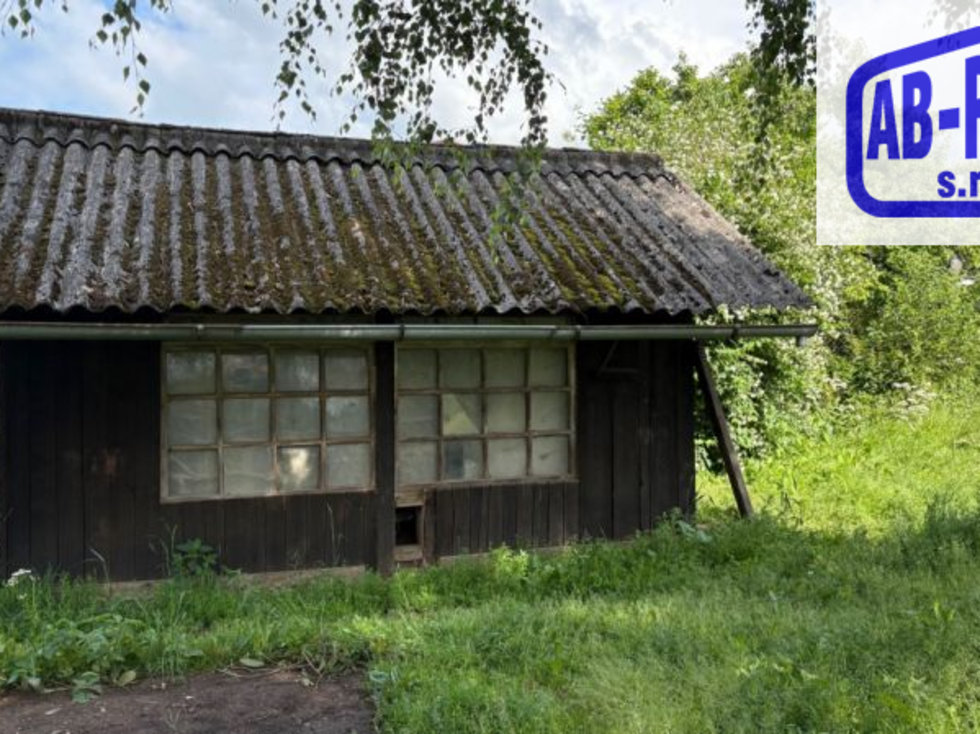 ZASTAVITELNÝ pozemek se zahradou na okraji Kunžaku
