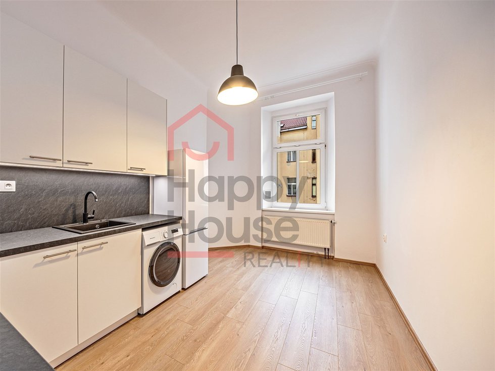 Pronájem bytu 2+kk 36 m², Praha