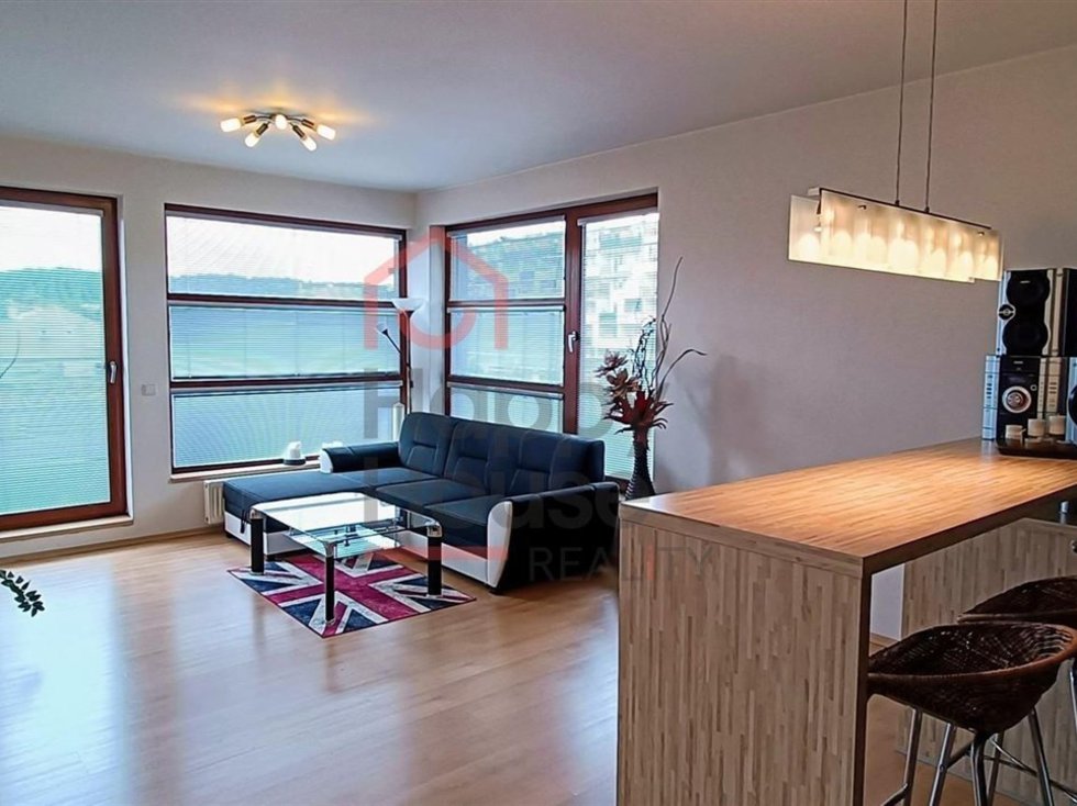 Pronájem bytu 2+kk 58 m², Praha