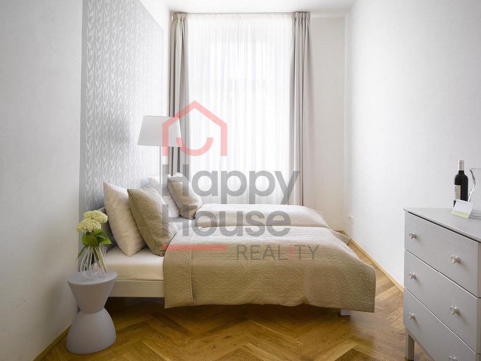 Pronájem bytu 2+kk 50 m², Praha