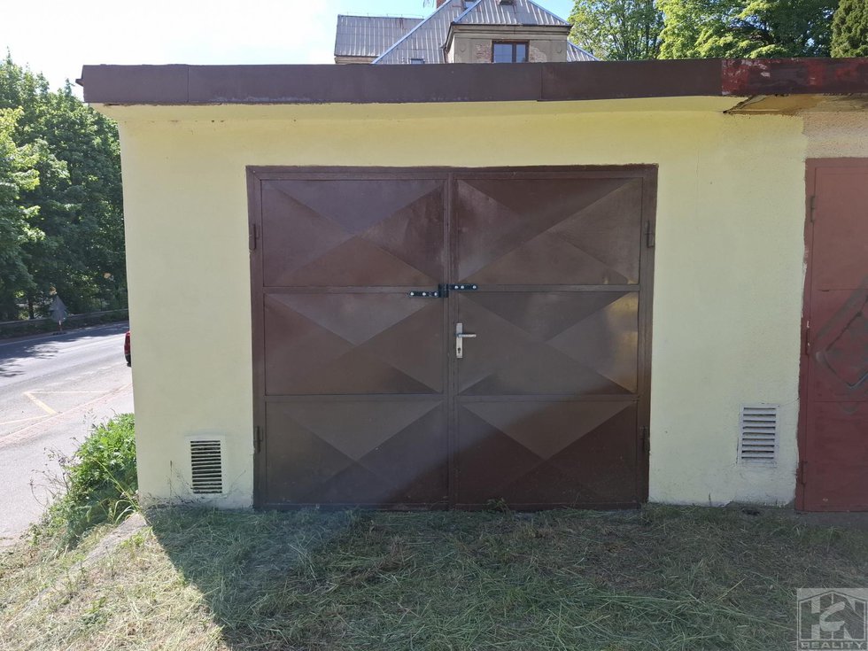 Prodej garáže 28 m², Liberec