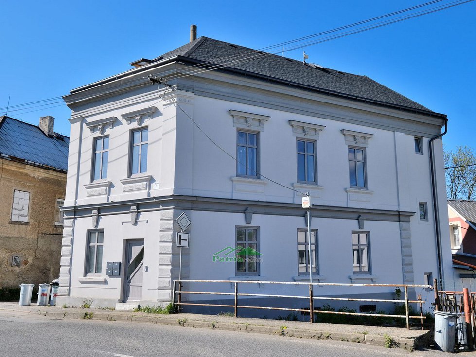 Prodej činžovního domu 250 m², Nové Město pod Smrkem
