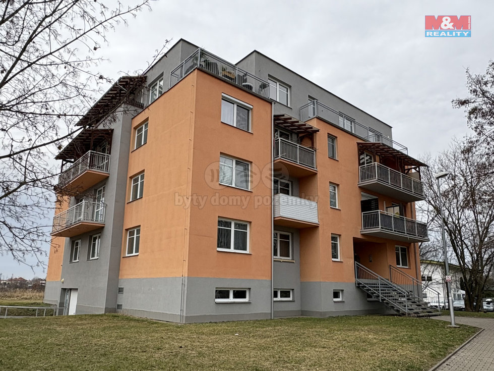 Prodej bytu 3+kk 74 m², Pardubice