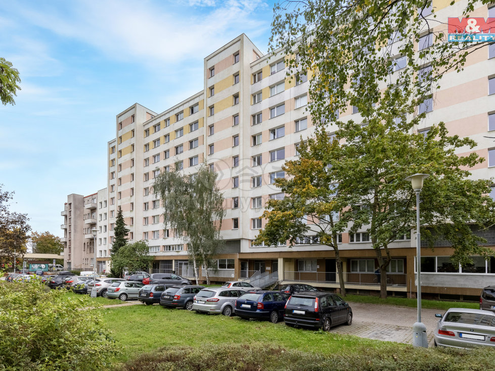 Prodej bytu 1+kk, garsoniery 37 m², Pardubice