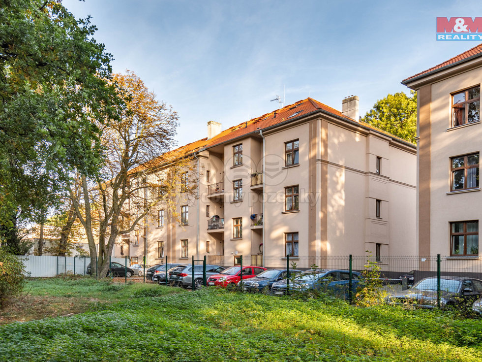 Prodej bytu 1+kk, garsoniery 38 m², Slaný