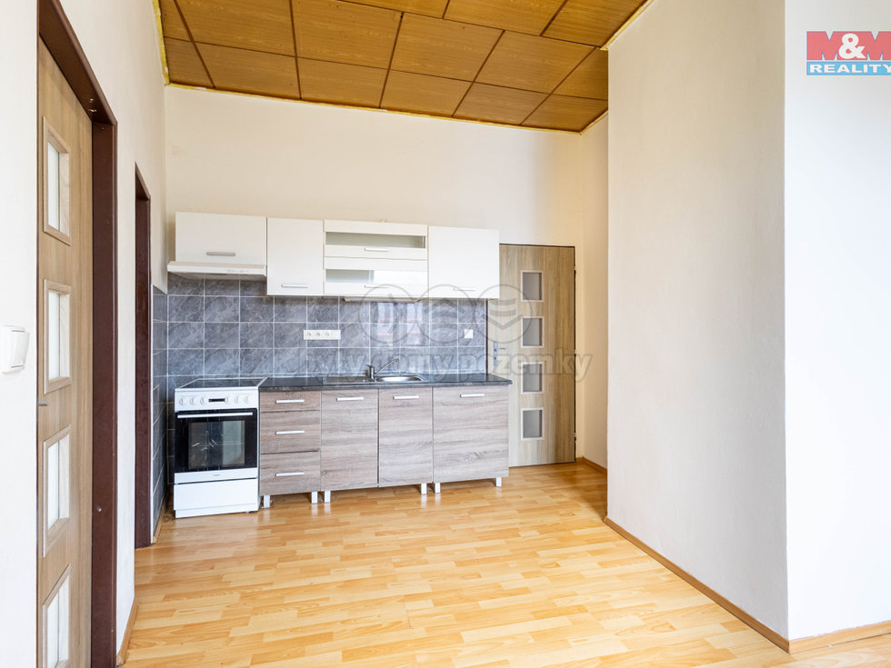 Pronájem činžovního domu 60 m², Kamenický Šenov