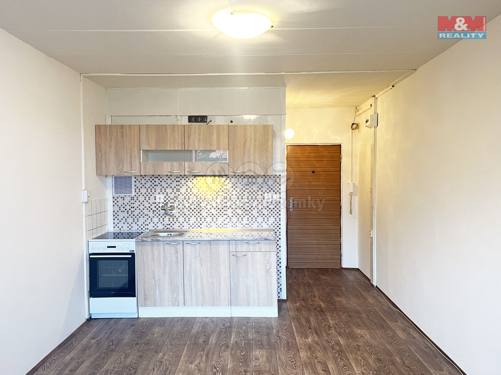 Pronájem bytu 1+kk, garsoniery 20 m², Hrádek