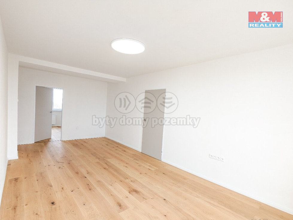 Pronájem bytu 3+1 64 m², Lubenec