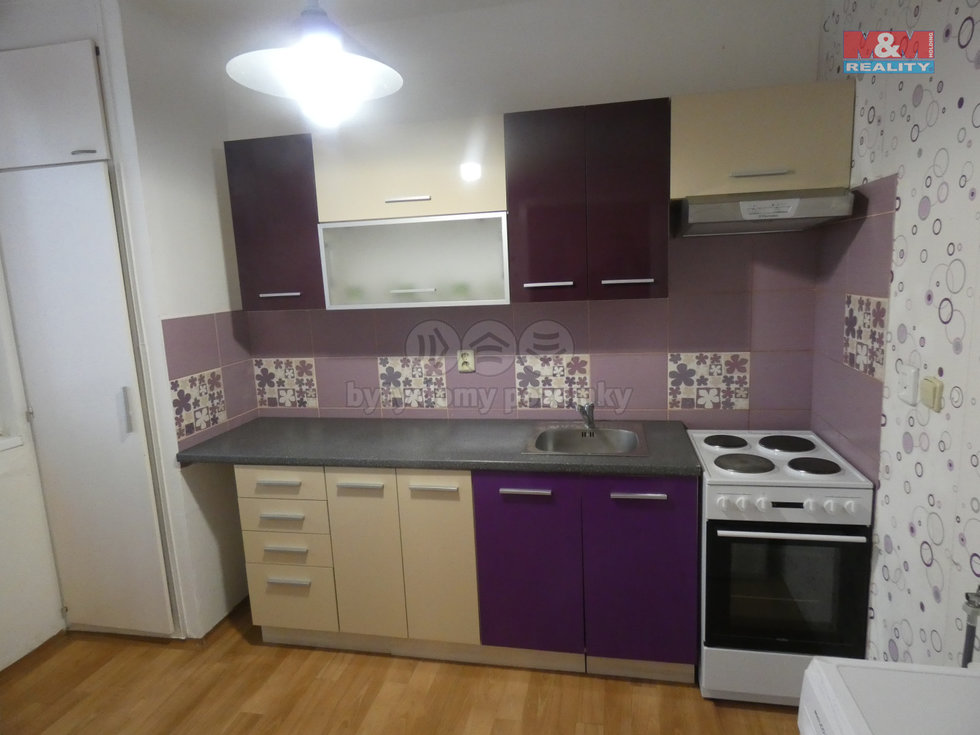 Pronájem bytu 2+1 45 m², Bruntál