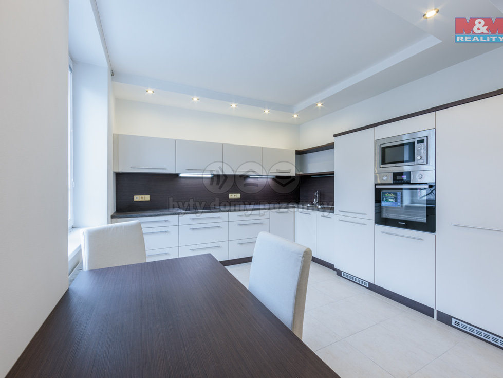 Pronájem bytu 2+kk 60 m², Karlovy Vary