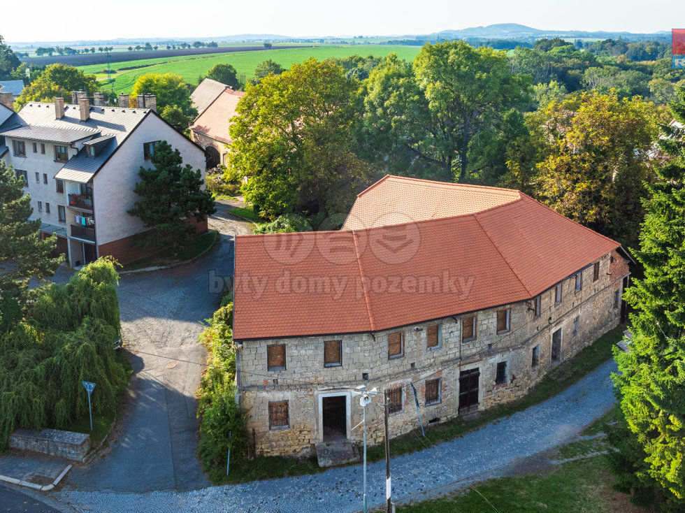 Prodej zemědělské usedlosti 830 m², Skalsko