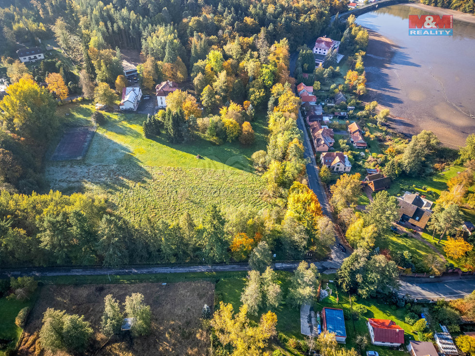 Prodej stavební parcely, Jevany