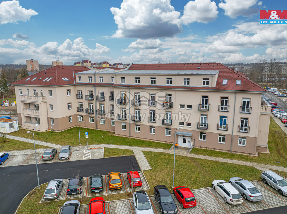 Pronájem bytu 1+kk, garsoniery 31 m², Milovice