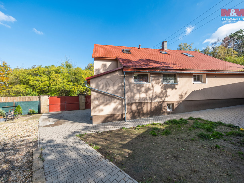 Prodej zemědělské usedlosti 205 m², Slaný