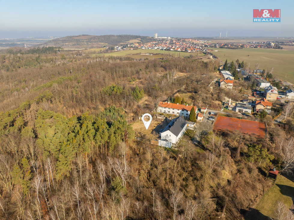 Prodej stavební parcely 1131 m², Vinařice