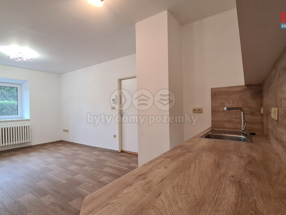 Pronájem bytu 2+kk 65 m², Štěpánovice