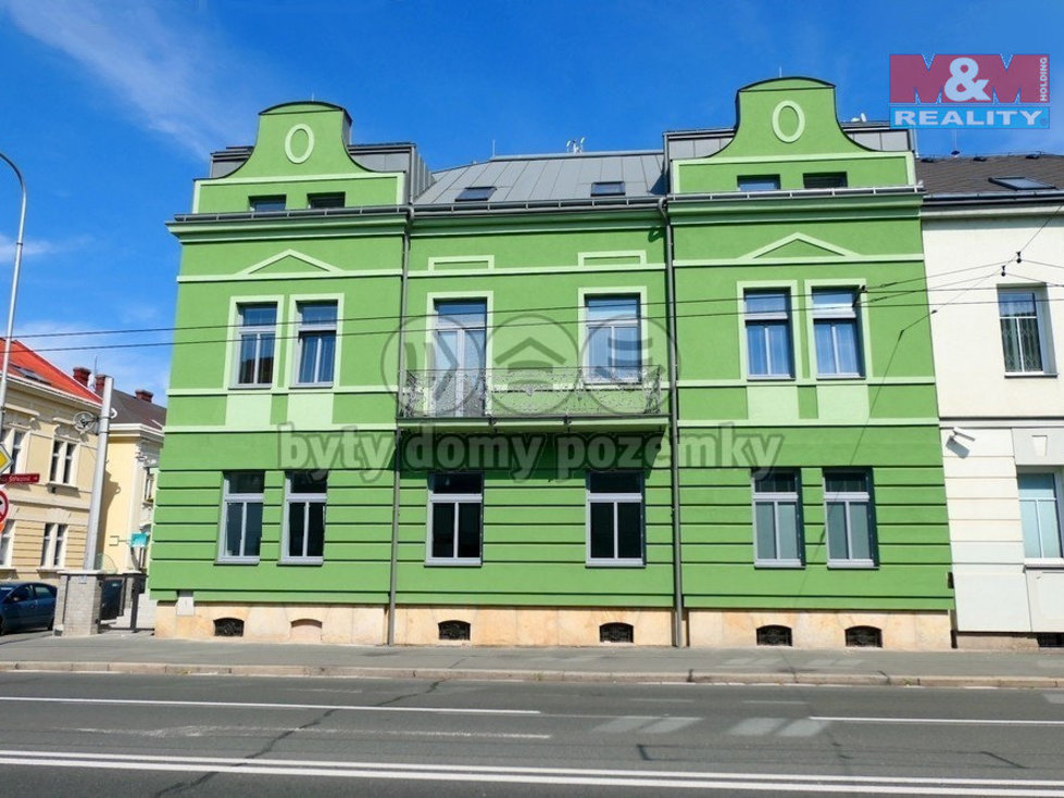 Pronájem bytu 2+kk 67 m², Hradec Králové