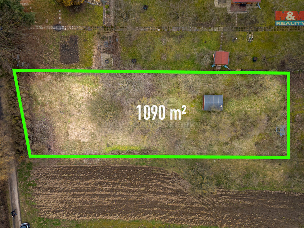 Prodej stavební parcely 1090 m², Hnojice