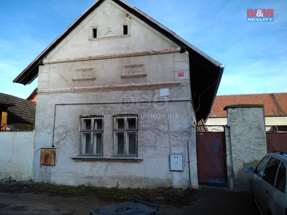 Prodej zemědělské usedlosti 1150 m², Přerov nad Labem