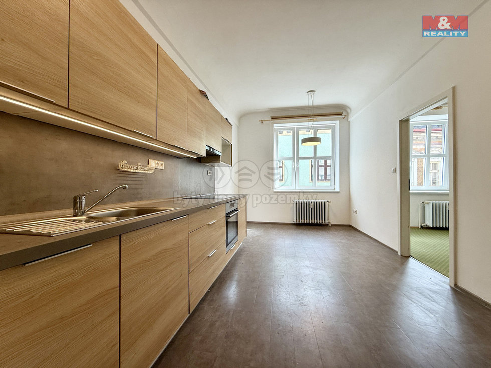 Pronájem bytu 2+1 61 m², Náchod