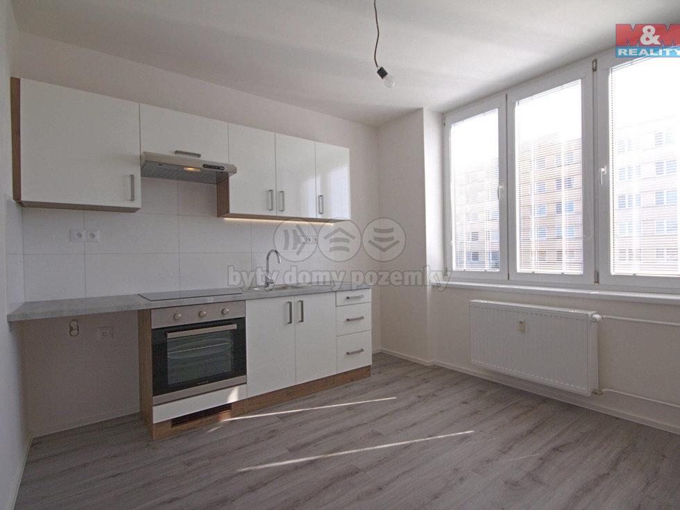 Pronájem bytu 1+1 37 m², Neratovice