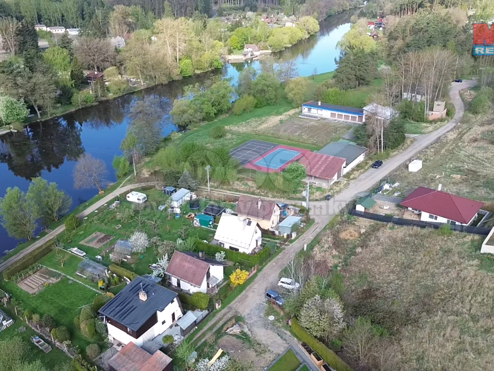 Prodej stavební parcely 604 m², Planá nad Lužnicí