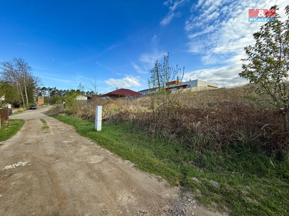 Prodej stavební parcely 704 m², Planá nad Lužnicí
