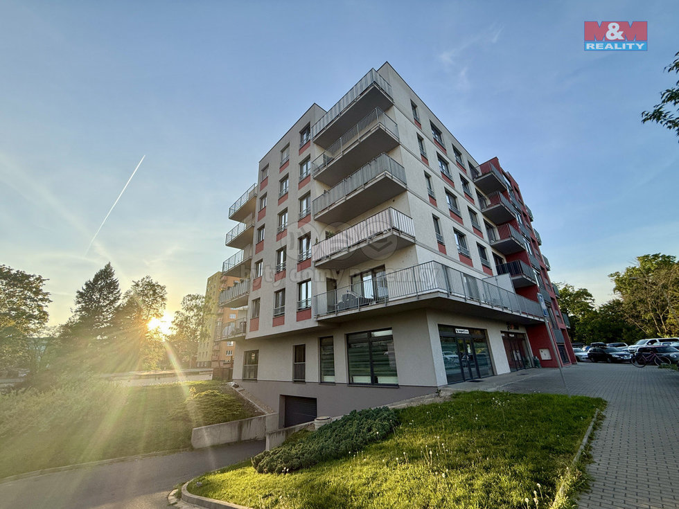 Pronájem bytu 3+kk 71 m², Pardubice