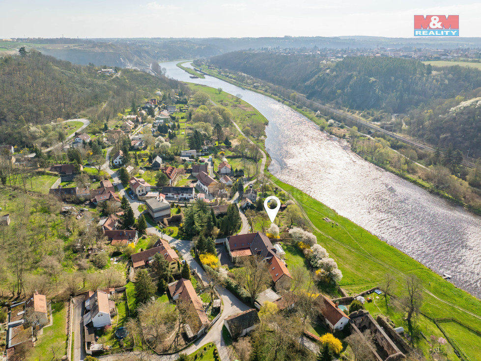 Prodej chaty 50 m², Husinec