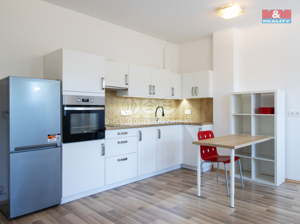Pronájem bytu 1+kk, garsoniery 42 m², Jičín