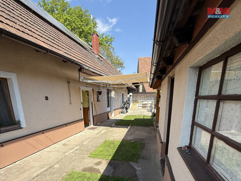 Pronájem bytu 2+kk 50 m², Slatiňany