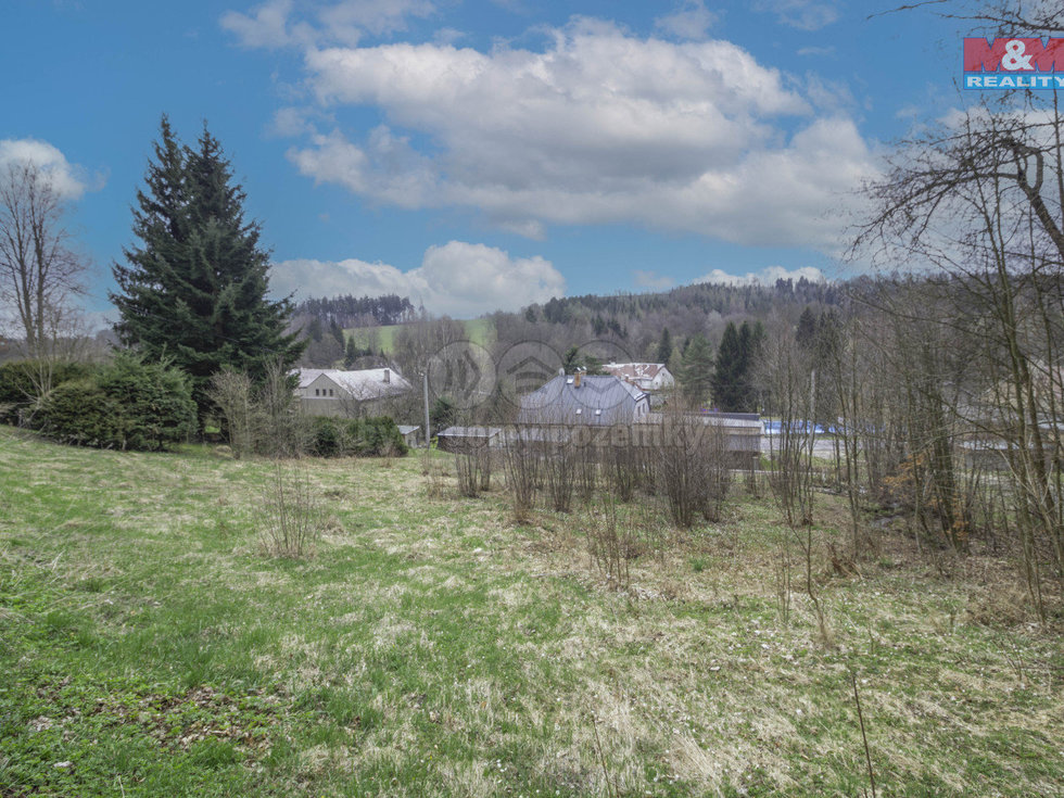 Prodej stavební parcely 850 m², Pěnčín