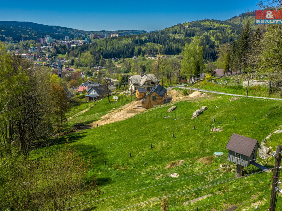 Prodej stavební parcely 2372 m², Tanvald