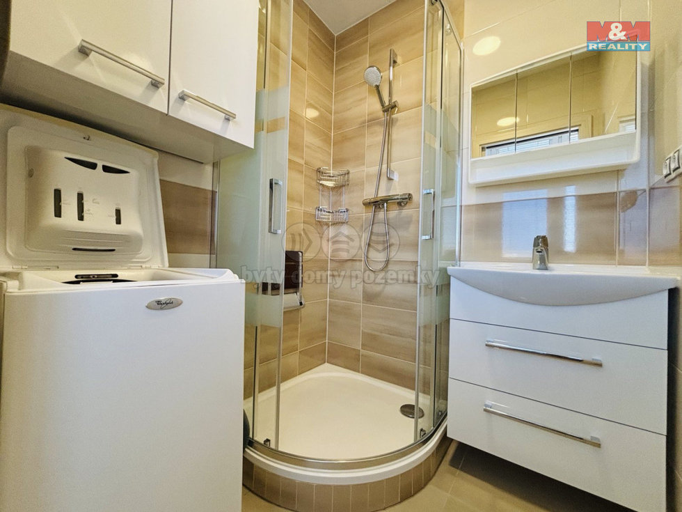 Pronájem bytu 3+1 70 m², Klatovy