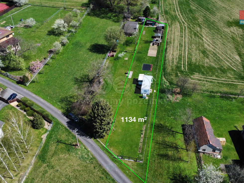 Prodej stavební parcely 1134 m², Ropice