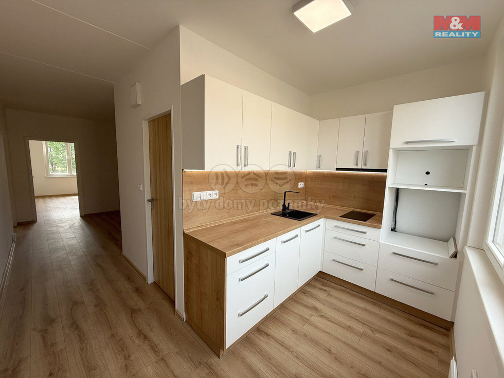 Pronájem bytu 2+1 65 m², Louny