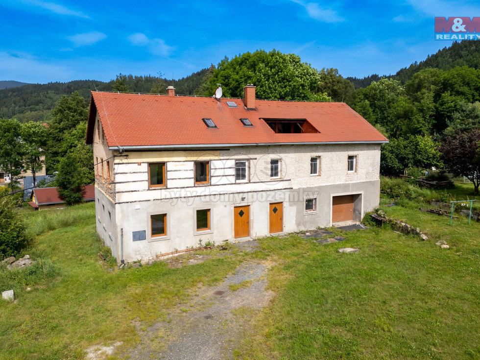Prodej hotelu, penzionu 304 m², Ostrov