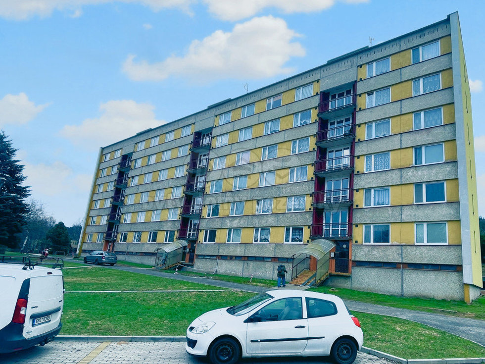 Pronájem bytu 2+1 62 m², Radvanice