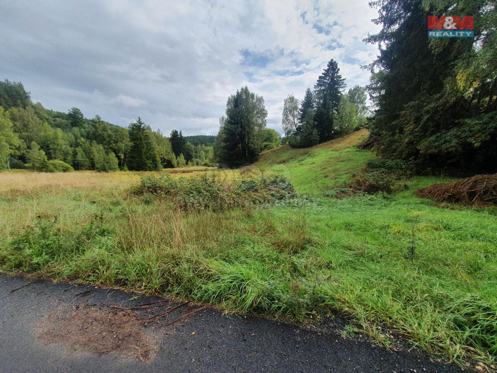 Prodej zahrady 802 m², Pila