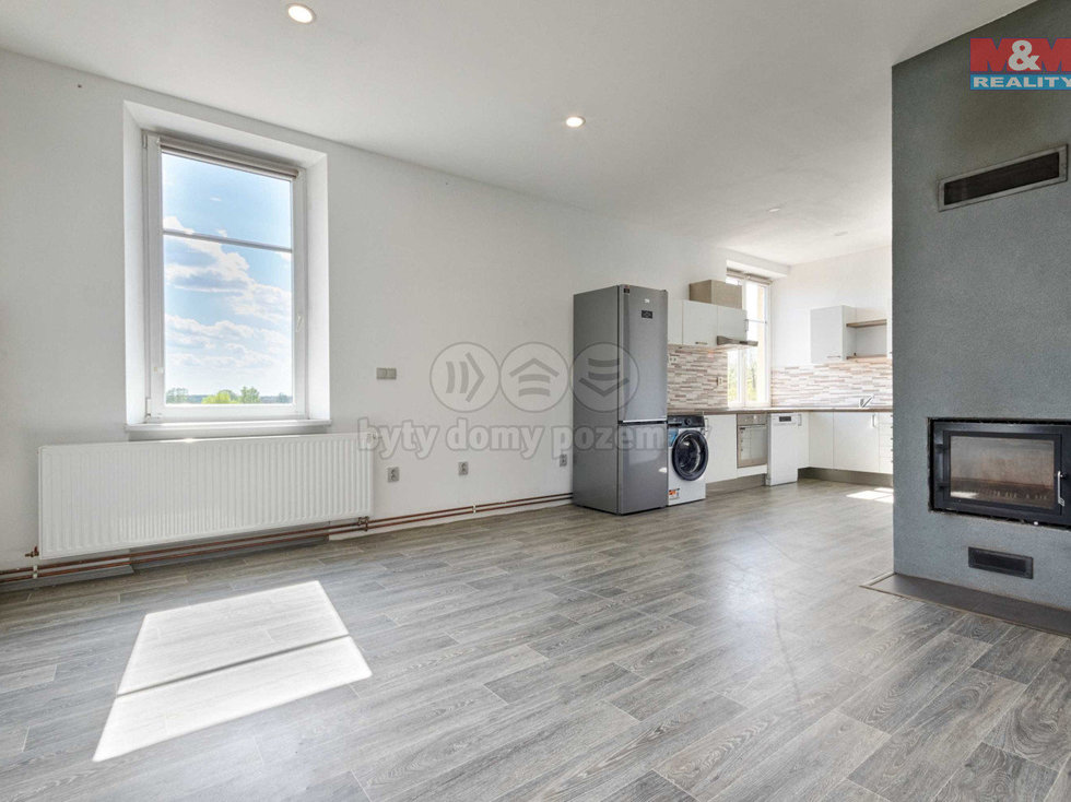 Prodej bytu 3+kk 54 m², Nová Bystřice