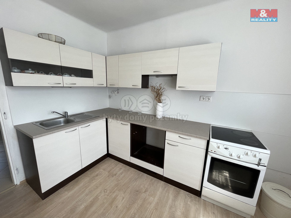 Pronájem bytu 2+kk 70 m², Návsí