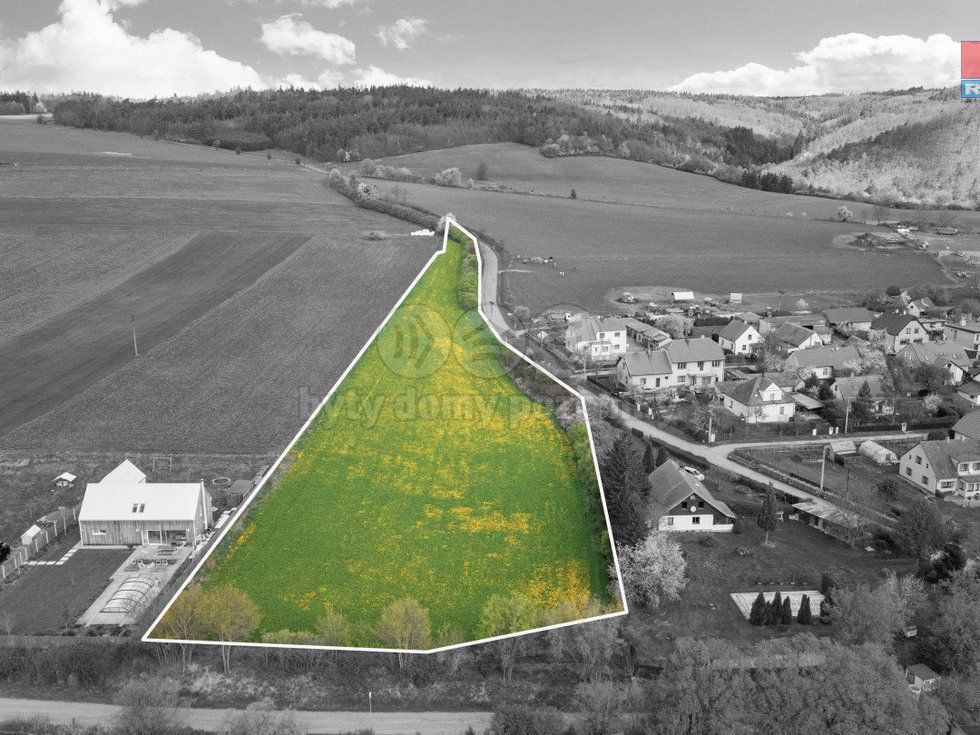 Prodej stavební parcely 9989 m², Nezabudice