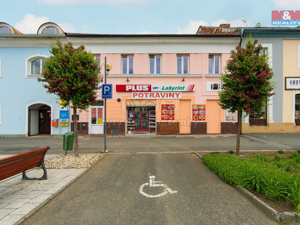 Pronájem obchodu 183 m², Přeštice